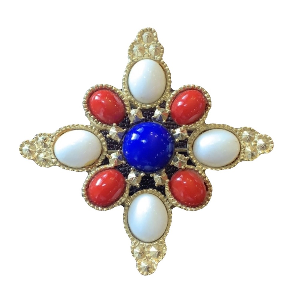 Sarah Coventry vintage brooch jewelry